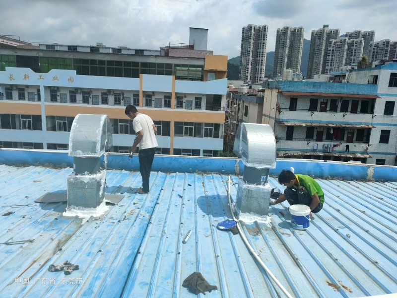 麻城钢结构屋面涂料维修方法